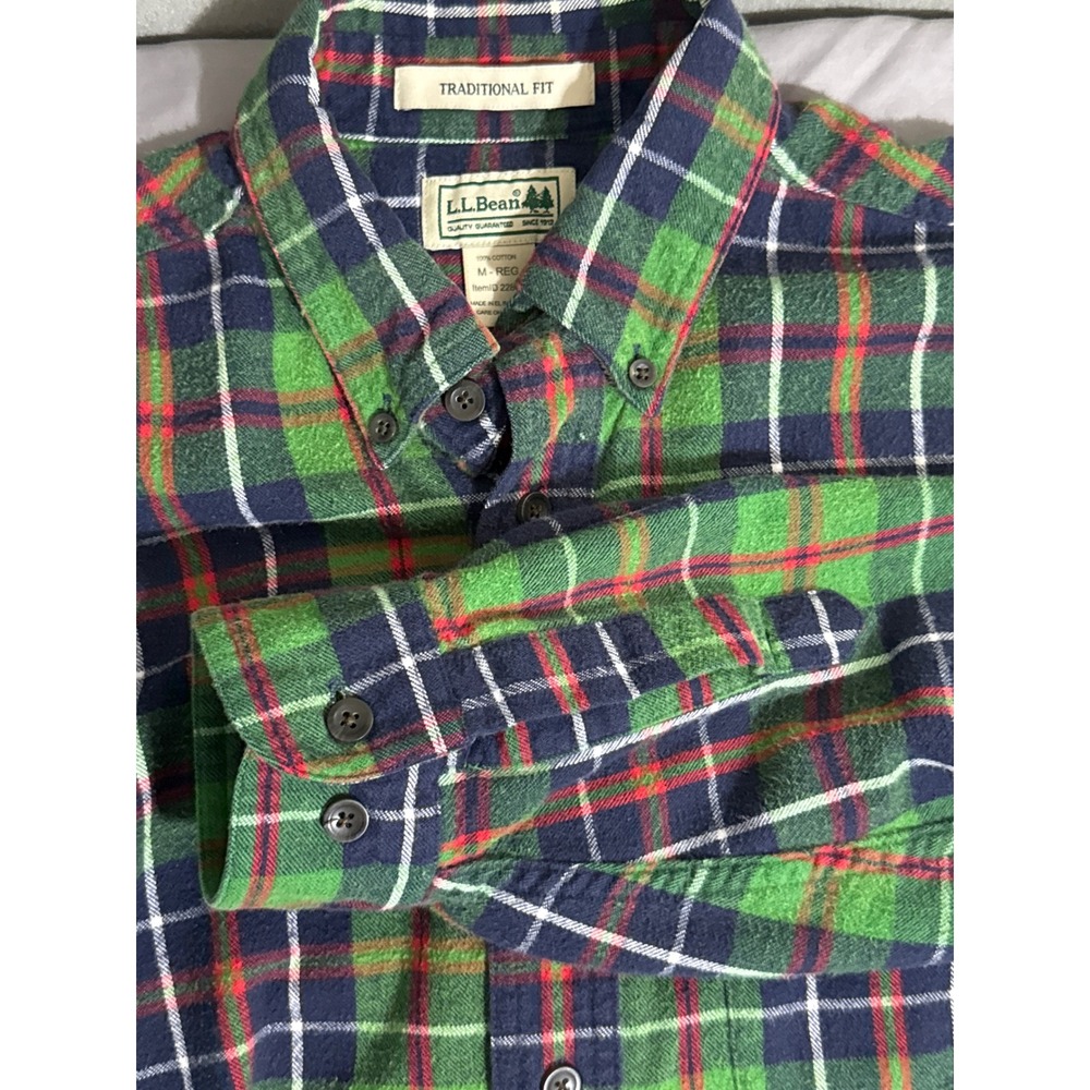 Vintage LL Bean Mens 90s Flannel Shirt Green Plaid Traditional Fit Cotton Medium